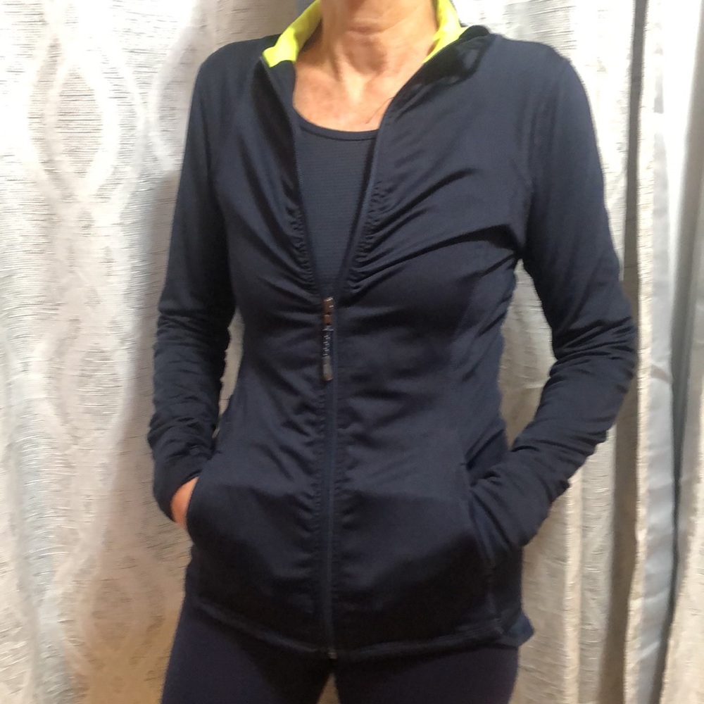 Kyodan Navy blue w/ lime green collar lining zip- up activewear jacket